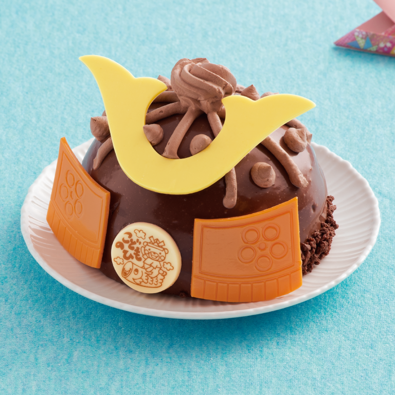 （画像①：かぶとケーキ）